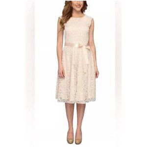 Tahari Dress Cream 12 Dainty Applique Flowers Beads 3D Party Wedding Cruise